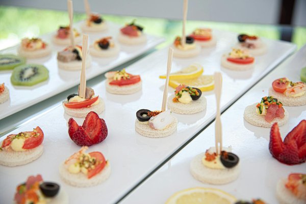 What Unique UK Kitchen Gadgets Are Essential for Home Chefs?